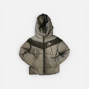 Little Kids Nike Light Gray Fleece Jacket size 3Y. Excellent used condition